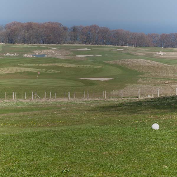 Golfplatz mit Ostseeblick